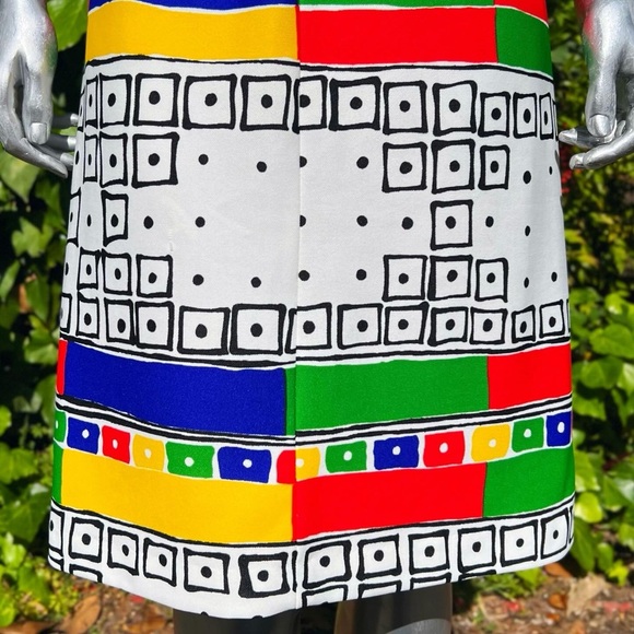 1960s Honeycomb Mod Primary Colored Cubic Print Shirt Dress - Picture 8 of 10